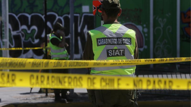 Agencia Uno - VIDEO | Impactante choque en Antofagasta hace volcar auto por el aire y deja una adulta mayor fallecida