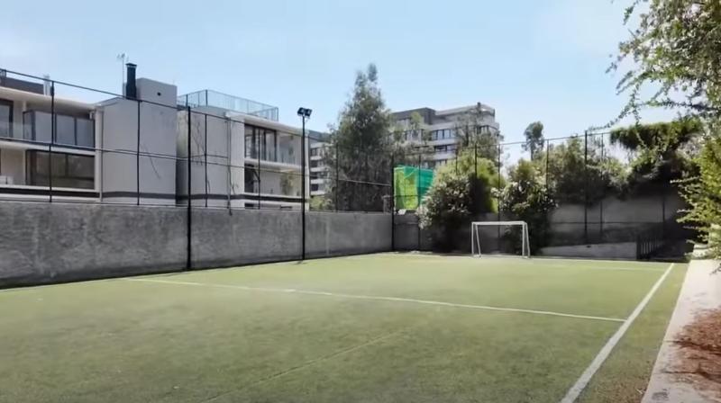 RE/Max - Así es la casa de lujo que era de Arturo Vidal y Marité Matus