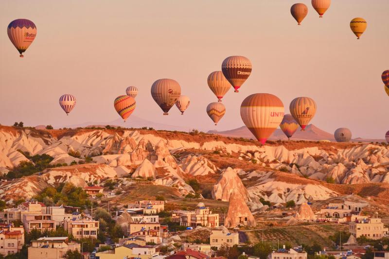 ¡Gana un viaje a Capadocia! Chile llevará la cultura Rapa Nui al cielo turco y también podría llevarte a ti