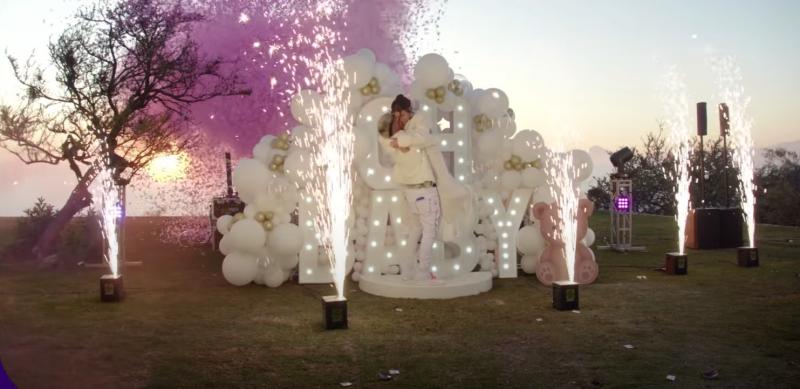 Ignacia Antonia y AK4:20 revelaron el género de su bebé - Youtube Ignacia Antonia