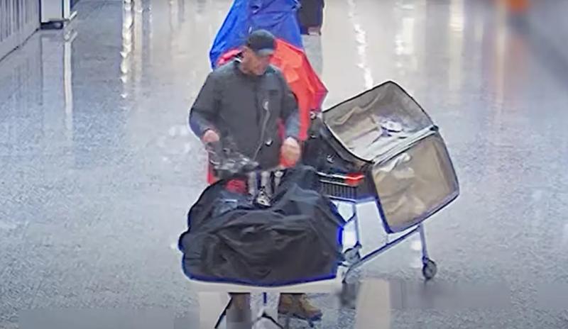 Insólito robo en Australia: arrestan a un hombre por sustraer 53 zapatos derechos de una tienda - Policía de Queensland 