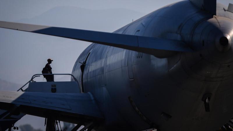 Referencial Agencia Uno - avión Fach