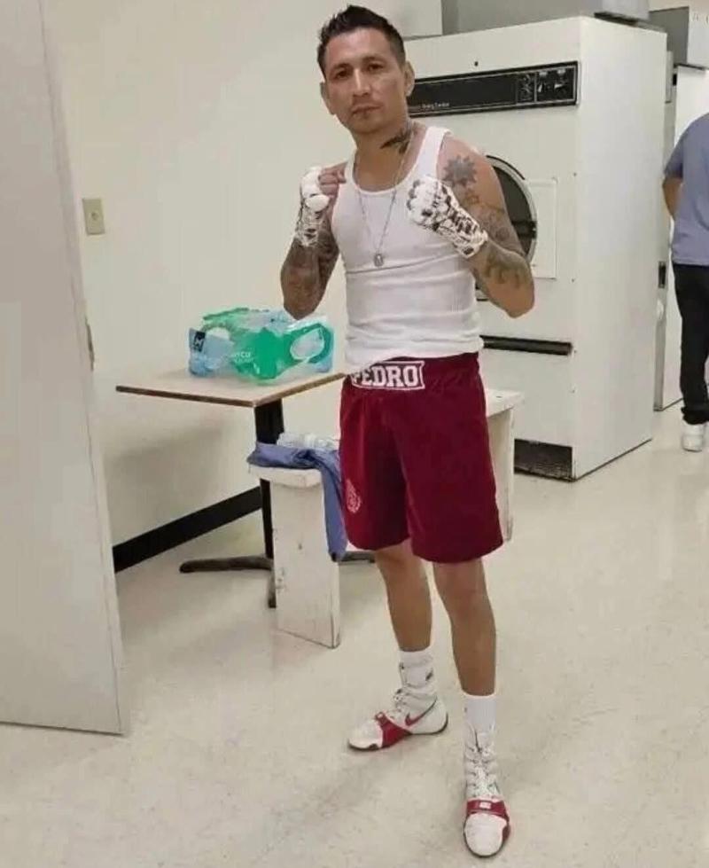 Redes sociales - Encuentran sin vida al boxeador Tony Rodríguez