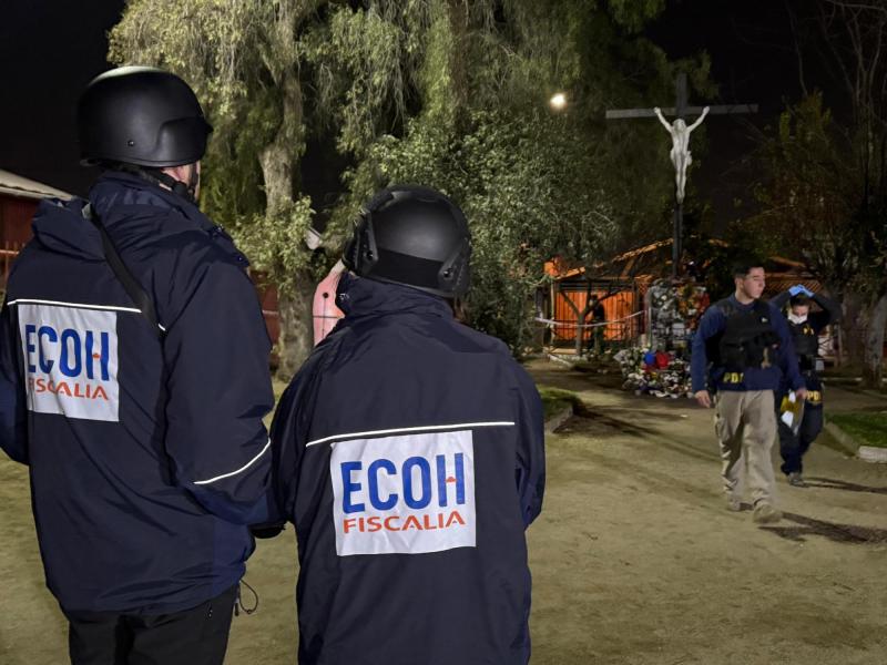 PDI investiga homicidio en Puente Alto: víctima había salido recientemente de la cárcel - X @ECOH_FiscaliaRM