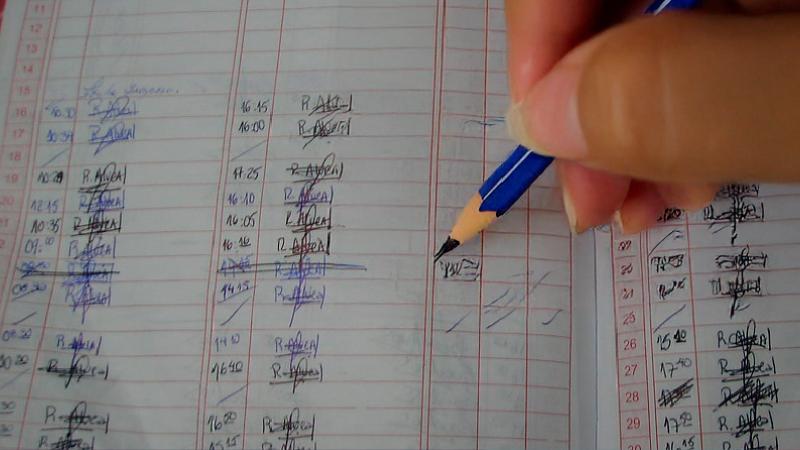 contraloria.cl - Contraloría instruye modernizar registros de entrada y salida de trabajadores