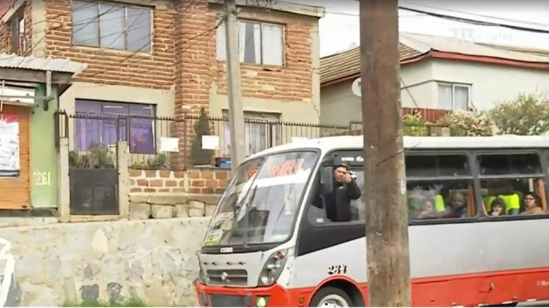 Canal 13 - Chofer agredido en Villa Alemana se emociona con gesto de compañero