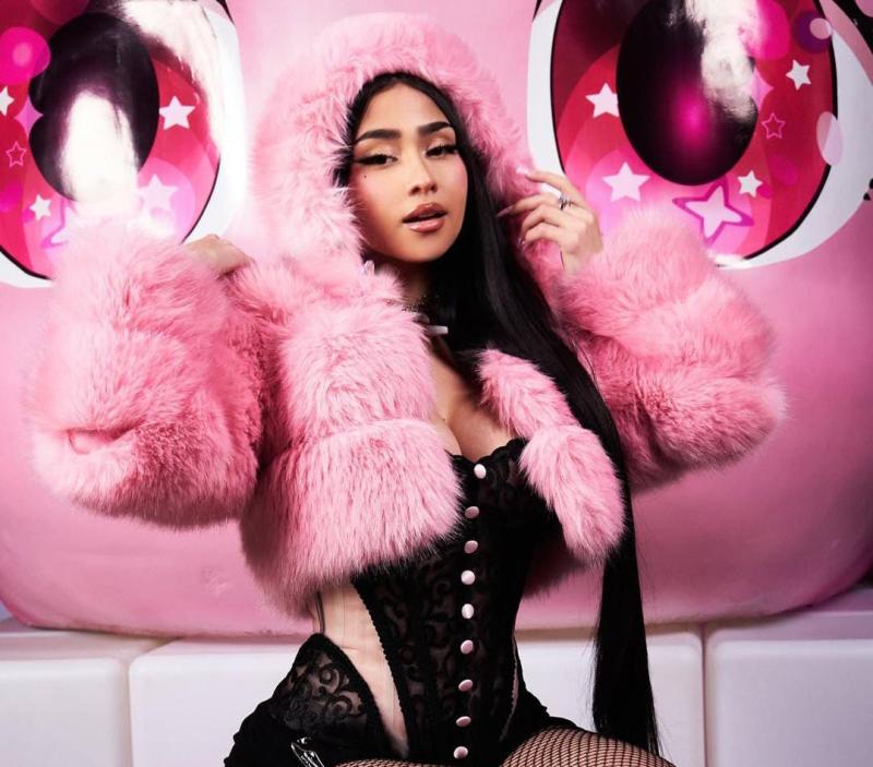 Instagram Paloma Mami