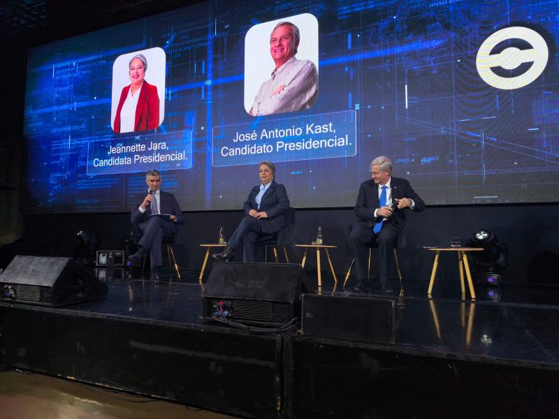 Jeannette Jara y José Antonio Kast participaron de debate