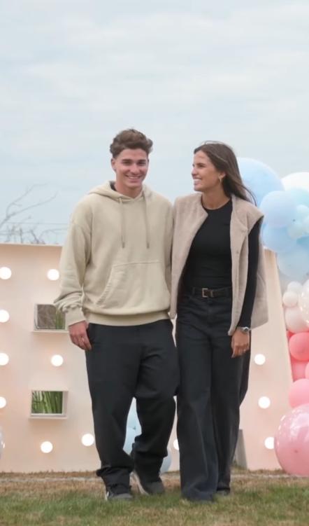 Instagram Julián Álvarez (@juliaanalvarez)