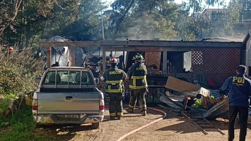 Incendio en casa de Pichilemu dejó a cuatro personas fallecidas - Bomberos