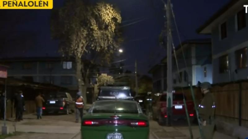 Dos detenidos en Peñalolén por microtráfico de drogas - T13