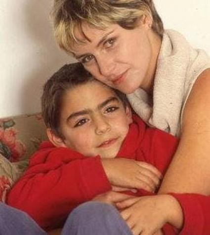 Carolina Fadic y su hijo, Pedro del Carril