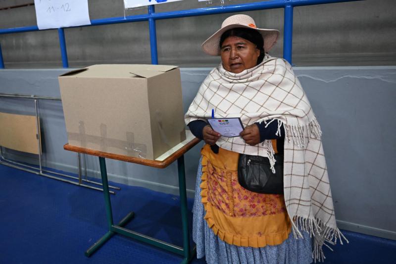 Abren mesas en Bolivia - AFP