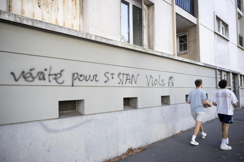 AFP - Sacerdotes abusaron sexualmente por 40 años de estudiantes de colegio en Francia