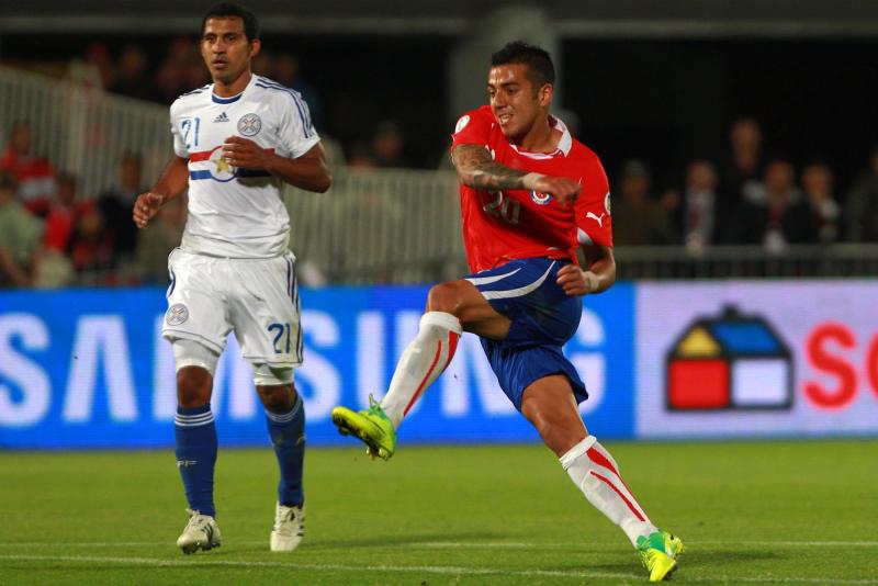 Chile vs. Paraguay 2011 - Photosport