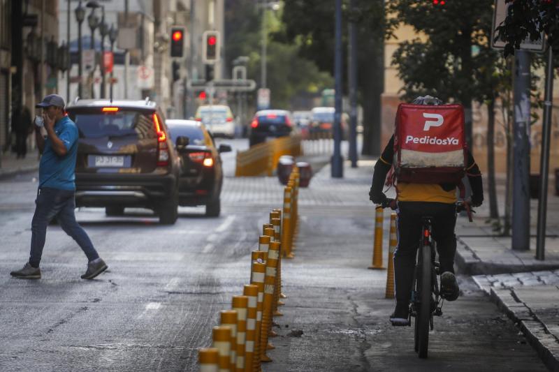 Agencia UNO - Agencia UNO - Captura de RRSS - Denuncian mercado negro de cuentas para apps de delivery: perfiles de repartidores se venden por hasta $120 mil