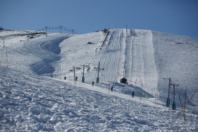 Avalancha en La Parva se produjo por turistas que se salieron del camino - Foto referencial AUNO