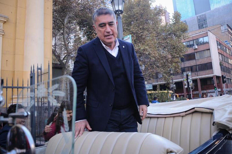 Mario Desbordes - Agencia Uno