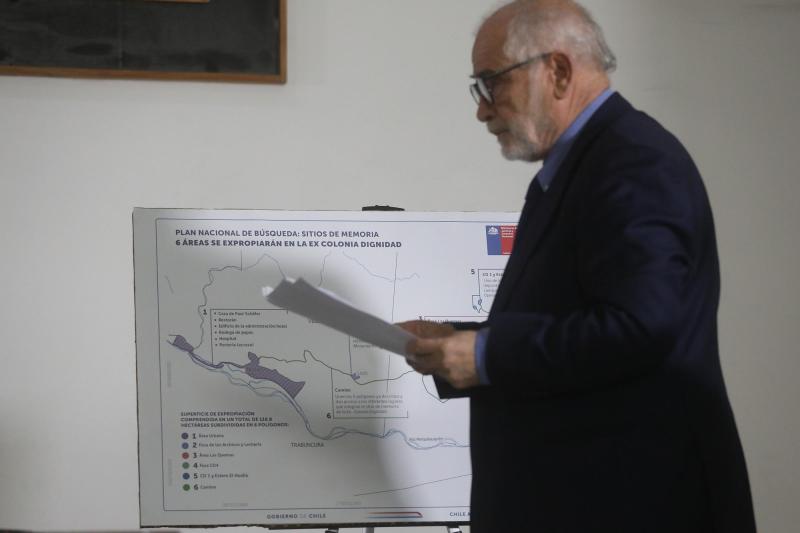 Agencia Uno - Críticas al ministro Montes por reconstrucción en Valparaíso