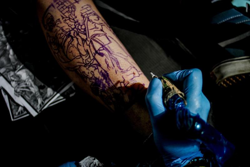 Agencia Uno (referencial) - Tatuador quedó en prisión preventiva