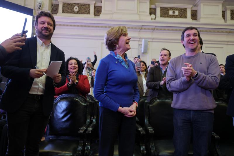 Aton- Evelyn Matthei junto a Juan Luis Ossa y Guillermo Ramírez, presidente de la UDI
