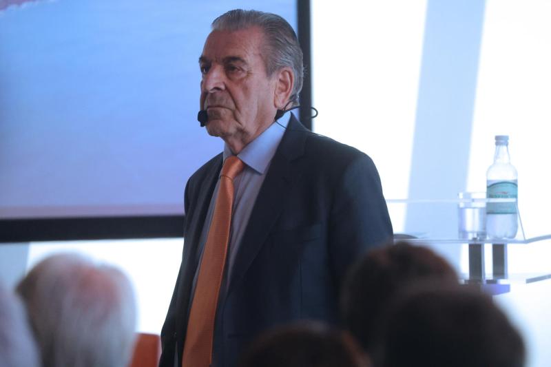 Aton- Expresidente Frei participó se seminario "Chile: crecimiento e inversión ¿Pensemos en grande?"