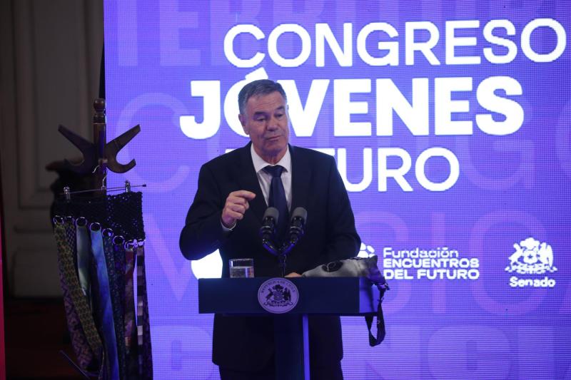 Aton- Presidente Boric recordó frase del senador Ossandón