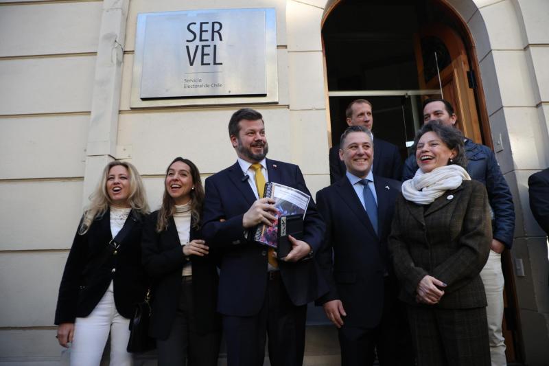 Aton- Entre los candidatos al Senado se encuentra la hermana de Kaiser