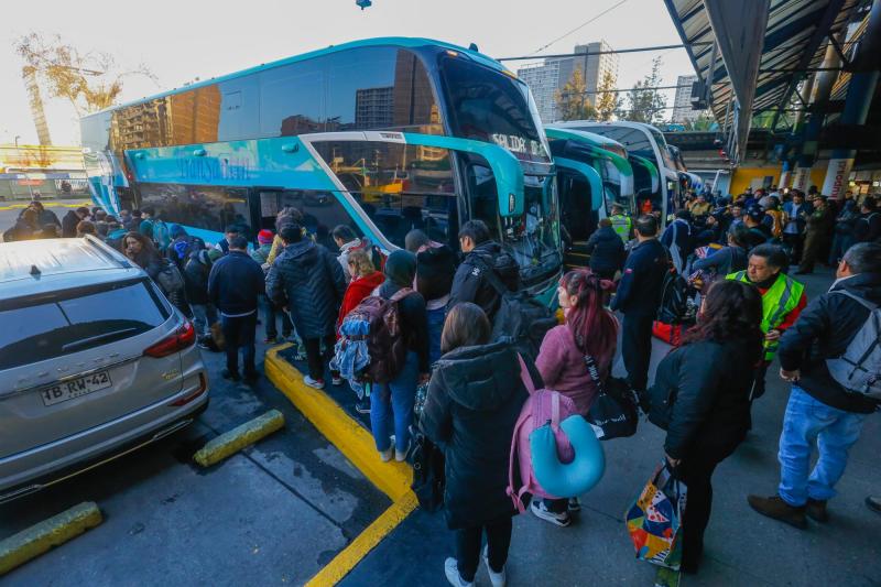 Bus iba saliendo a San Fernando y su conductor dio positivo a narcotest - referencial Aton