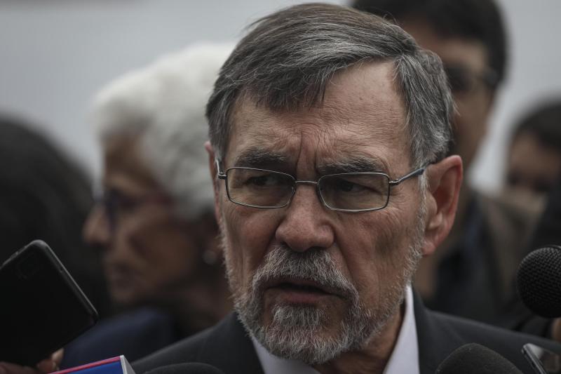 Aton - Asesor económico de Jeannette Jara cataloga cifras de empleo como "un desastre" y critica exceso de ministerios