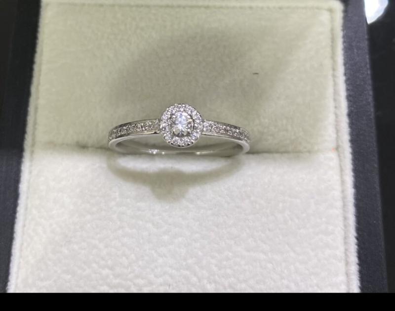 'X' @ddarandac - El anillo que perdió la novia de joven