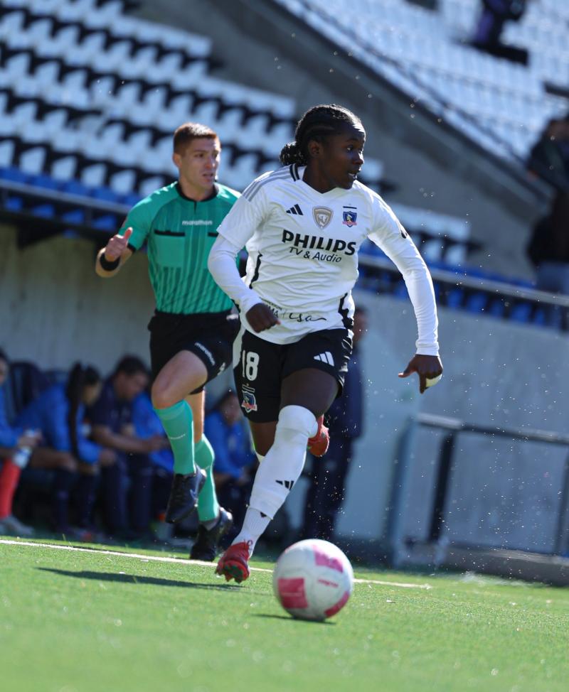 Mary Valencia | Colo-Colo