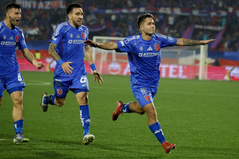 Photosport - Lucas Assadi anotó el único gol en la victoria de la U sobre Independiente en Copa Sudamericana
