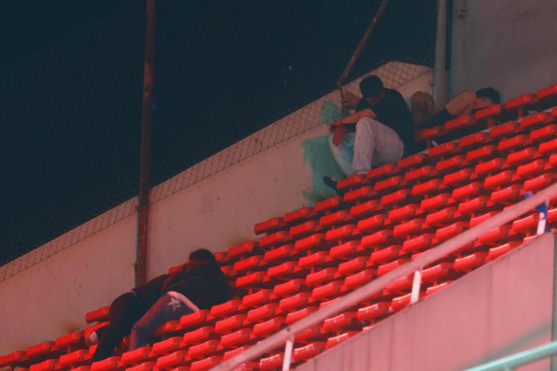 Photosport - Los serios incidentes entre hinchas de Independiente y Universidad de Chile