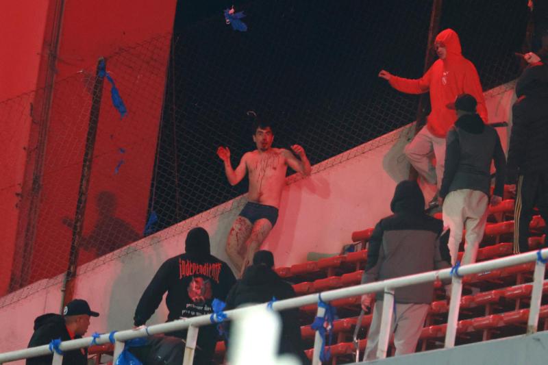 Photosport - Serios incidentes entre Independiente y Universidad de Chile en Argentina