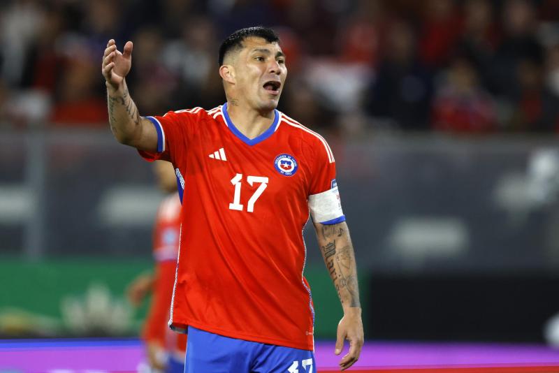 Gary Medel jugando por Chile | Photosport