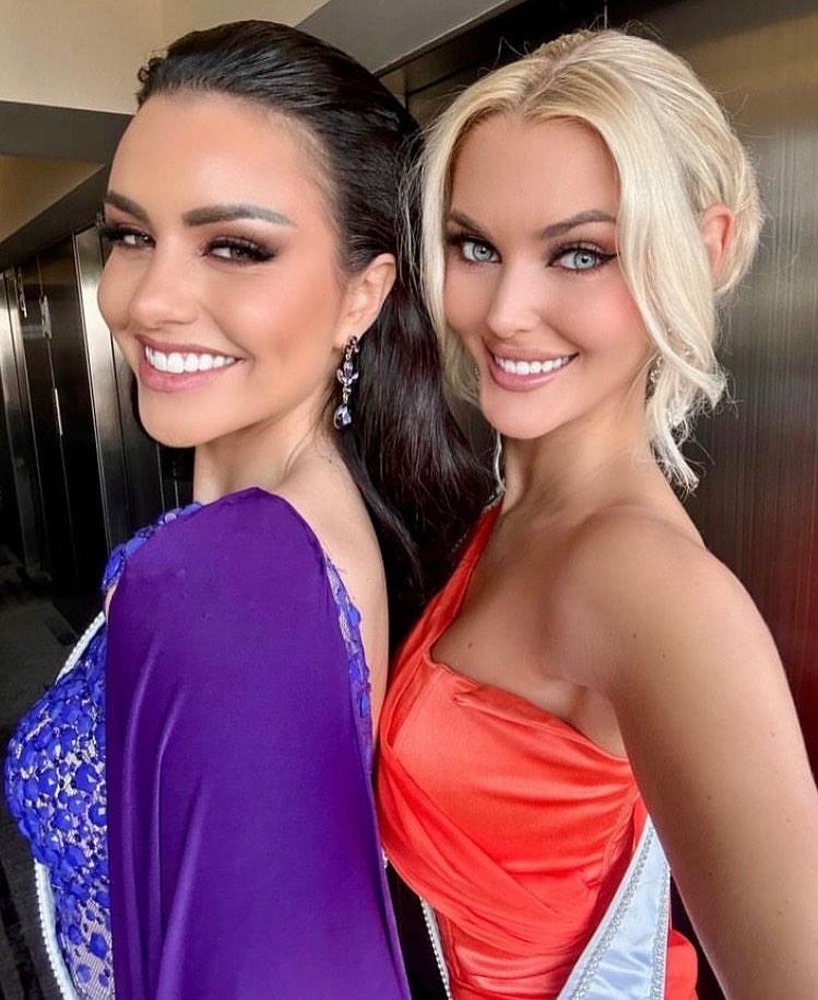 Emilia Dides y Victoria Kjaer | RRSS