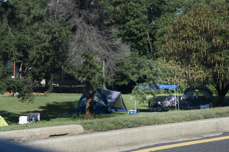 Trump instó a personas sin hogar a dejar la capital - Truthsocial