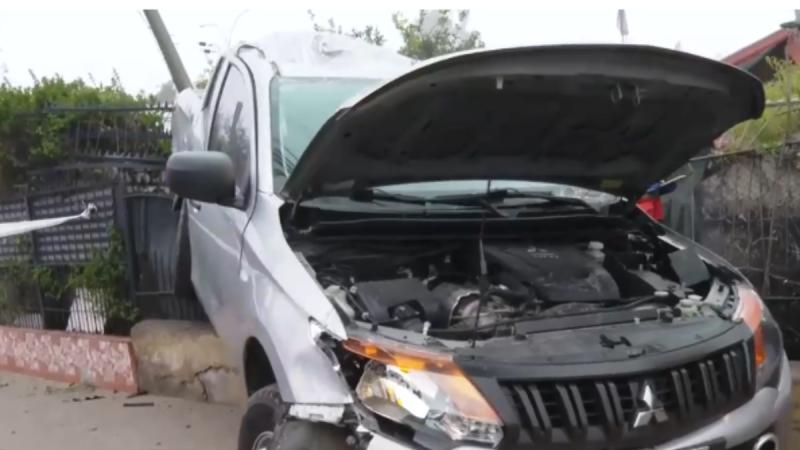 Camioneta terminó incrustada en una casa en Renca - Tu Día