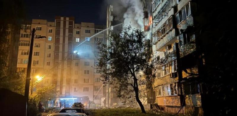 Escala la guerra en Ucrania: Rusia dispara más de 800 proyectiles e impacta sede del gobierno en Kiev | DW