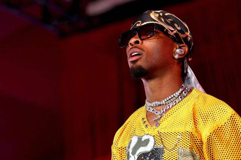 Identifican cadáver encontrado en auto de D4vd - AFP