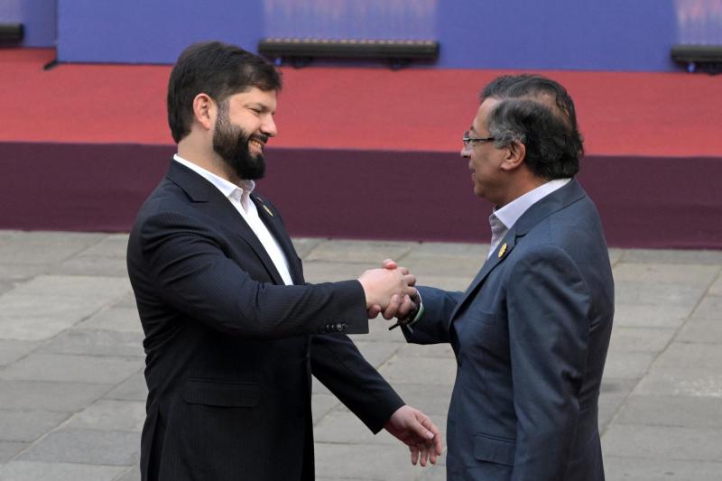 Aton- Presidentes Gabriel Boric y Gustavo Petro