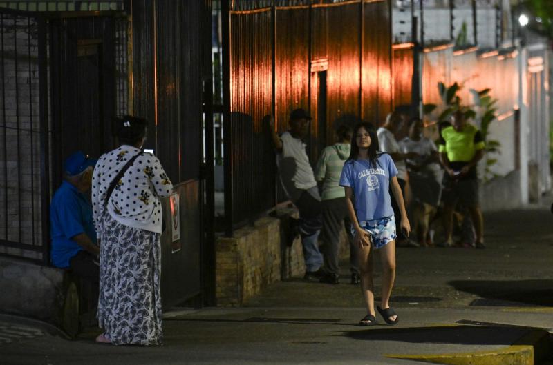 AFP - Serie de temblores sacude a Venezuela y causa temor en la población