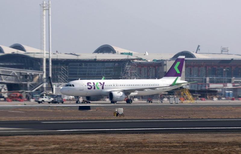 El relato de pasajera de avión comercial que evitó choque - Agencia Uno