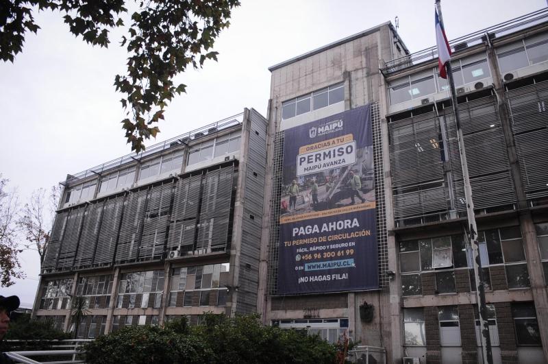 T13 - Municipio de Maipú tras detención de funcionarios por robo de cobre: "Contratados en gestión de Cathy Barriga" | Referencial - Agencia UNO