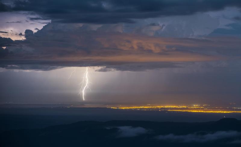 Agencia Uno (Referencial) - Emiten alerta meteorológica para provincia del Biobío por tormentas eléctricas