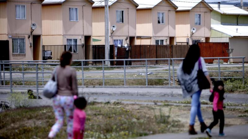 Ministerio de Vivienda niega millonaria deuda y asegura continuidad del Plan Habitacional | Contexto - Agencia UNO