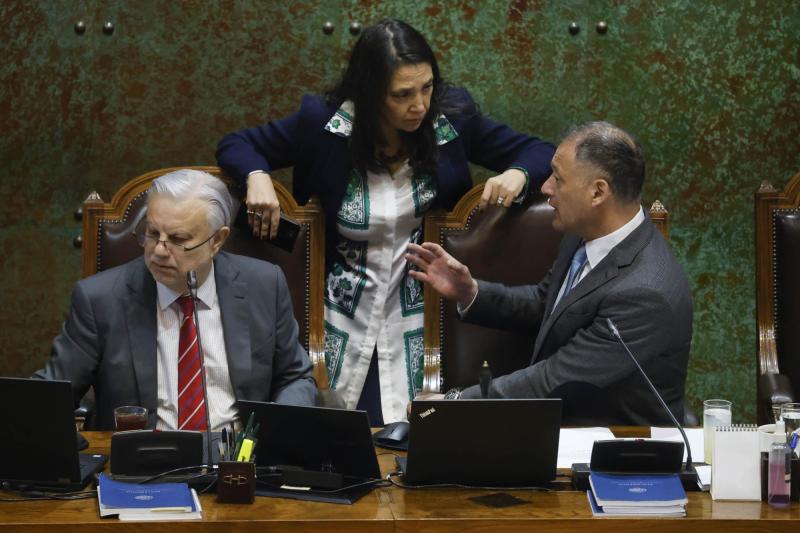 Aton- Presidente de la Cámara, quien ha mantenido conversaciones con la ministra Lobos, confirmó apoyo de la oposición a los dos proyectos