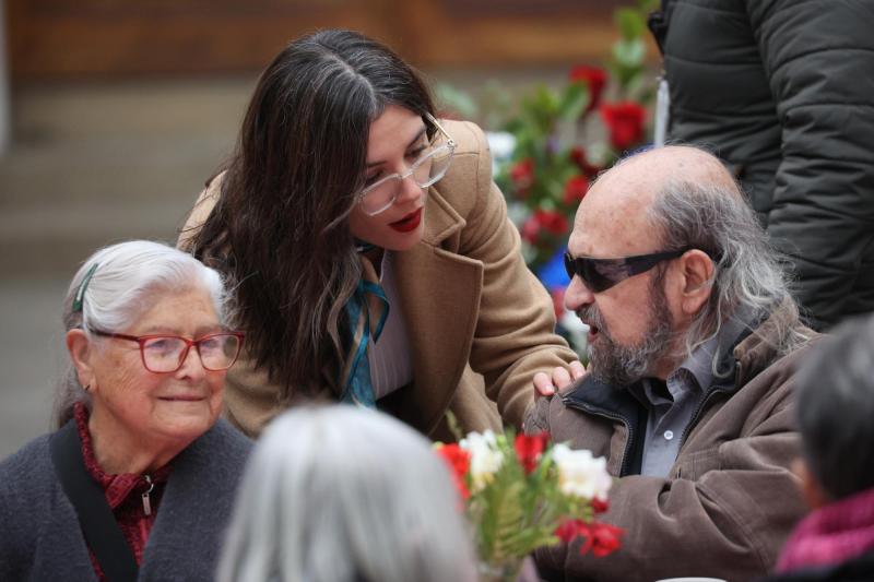 Reforma de pensiones: La respuesta de Vallejo a propuesta de Kast - Aton