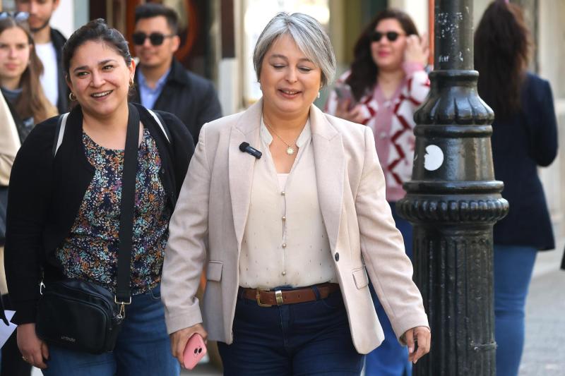 Aton- Jeannette Jara, candidata oficialista